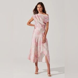 ASTR the label NEW/WOT - Asymmetrical Blush Dress
